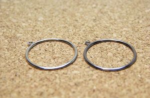 E-04 4cm Metal Hoop Glider