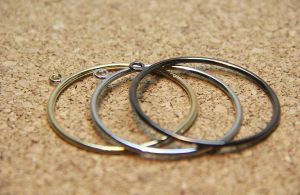 E-05 5cm Metal Hoop Glider